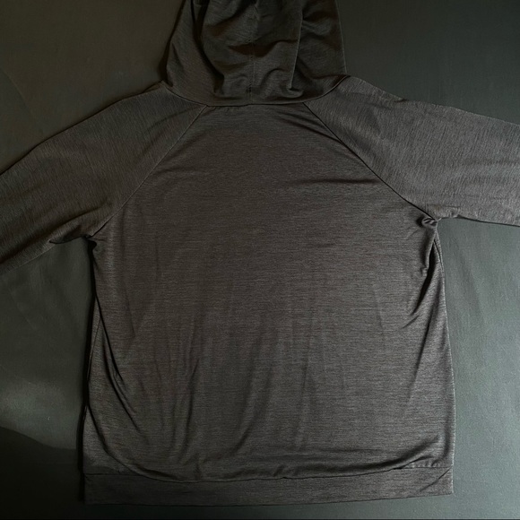 Black hoodie - Picture 3 of 5